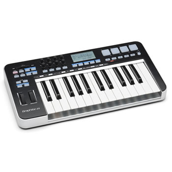 Samson Graphite 25 MIDI Controller - perspective view